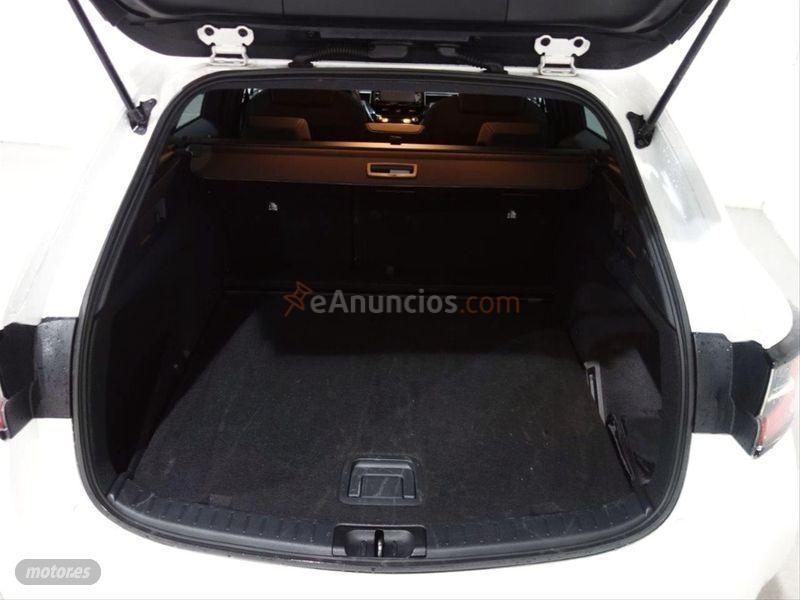 Toyota Corolla 1.8 125H ACTIVE TECH ECVT TOU SPORT de 2021 con 23.000 Km por 23.200 EUR. en Madrid