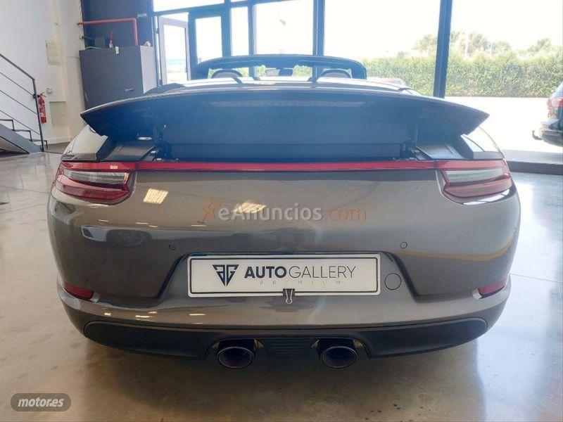 Porsche 911 Carrera 4 GTS Cabriolet de 2019 con 29.000 Km por 136.900 EUR. en Madrid