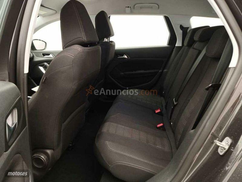 Peugeot 308 SW Allure 1.6 BlueHDI 88KW 120CV EAT6 de 2017 con 122.768 Km por 13.590 EUR. en Madrid