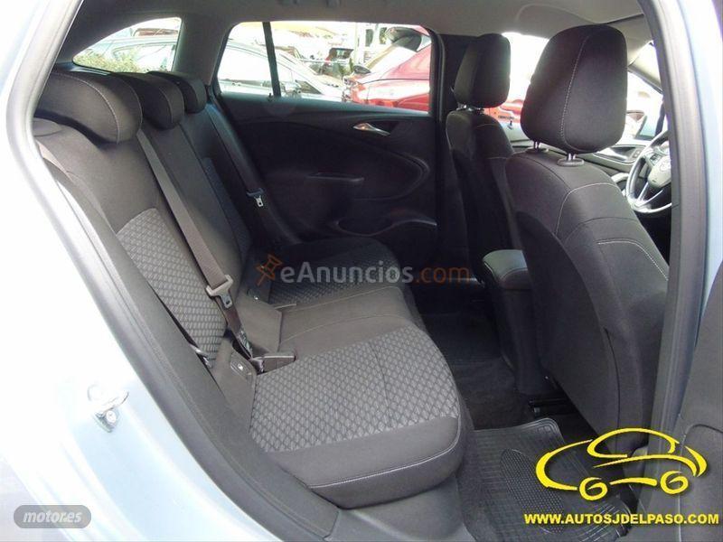 Opel Astra 1.6 CDTi 81kW 110CV Selective ST de 2017 con 91.038 Km por 11.200 EUR. en Malaga