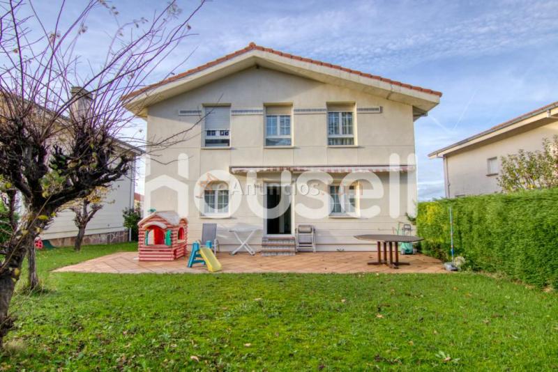 Chalet en venta de 363m en Calle el Santuco, 39110 Sancibrián, Cantabria