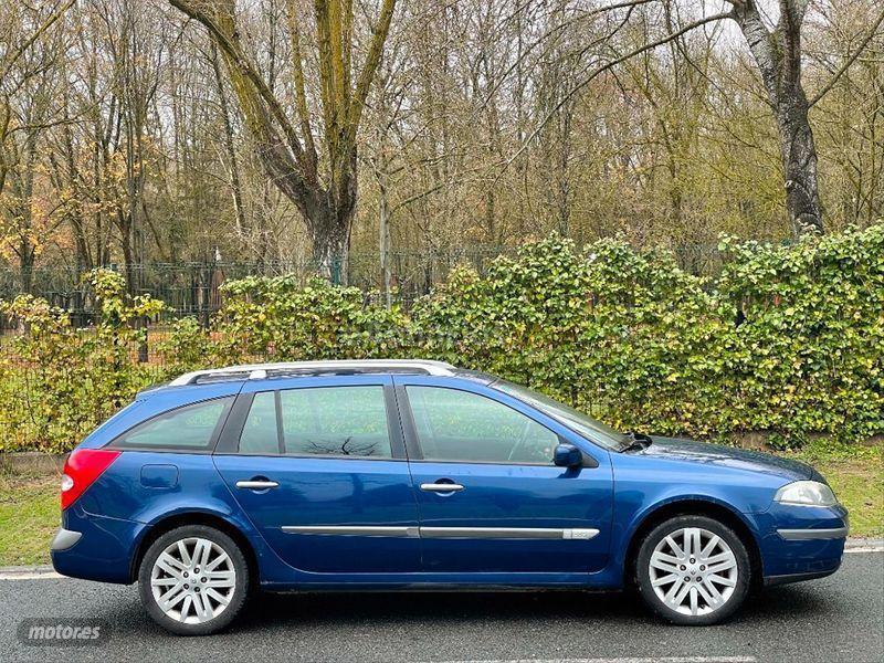 Renault Laguna G.Tour Initiale 2.0dCi 150CV E4 de 2006 con 103.000 Km por 3.990 EUR. en Vizcaya