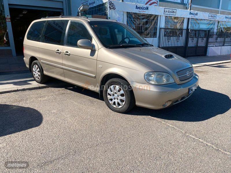Kia Carnival 2.9 CRDi EX de 2005 con 227.000 Km por 2.999 EUR. en Toledo