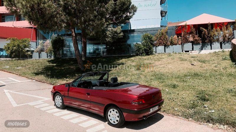 Peugeot 306 CABRIOLET 1.6 de 1997 con 141.000 Km por 5.900 EUR. en Madrid