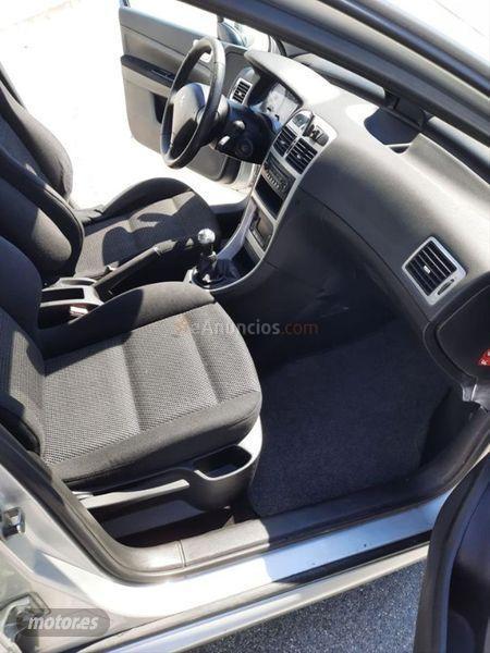 Peugeot 307 SW 1.6 HDi 110 FAP DSign de 2008 con 288.000 Km por 1.800 EUR. en Leon