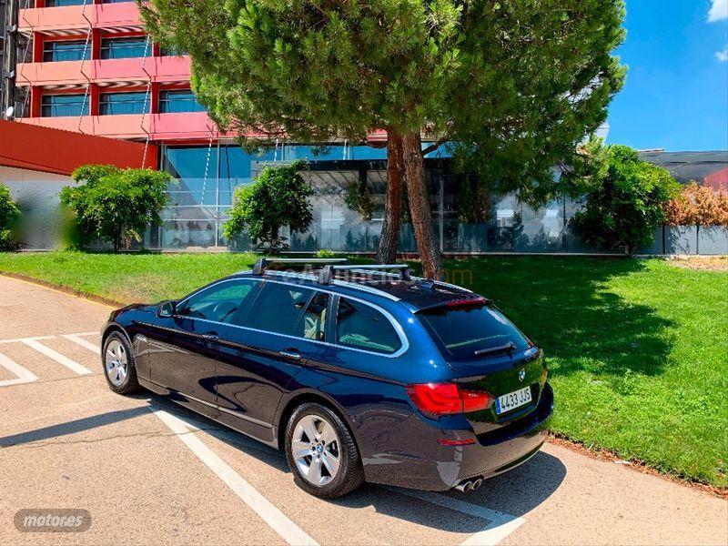 BMW Serie 5 530dA xDrive Touring de 2013 con 220.000 Km por 15.900 EUR. en Madrid