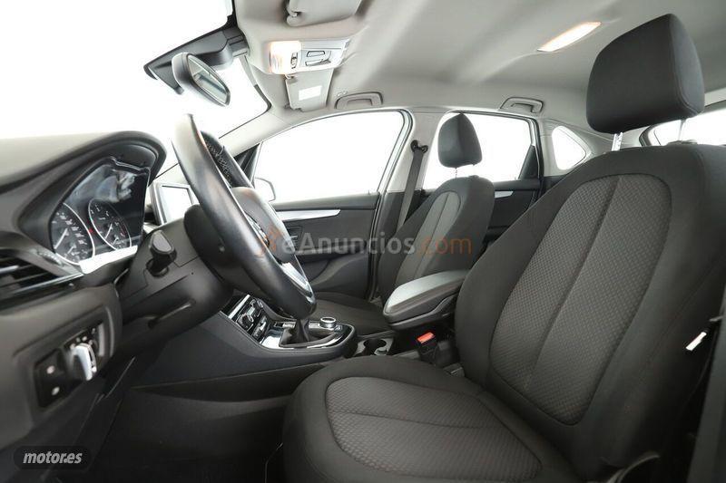 BMW Serie 2 216d de 2017 con 101.176 Km por 15.699 EUR. en Malaga