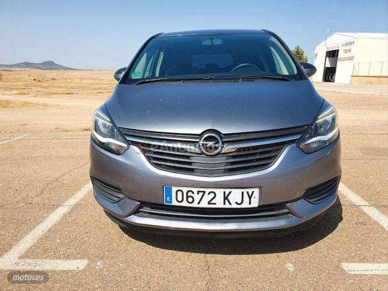 Opel Zafira 1.6 CDTi SS 120 Aniversario de 2018 con 148.000 Km por 11.900 EUR. en Badajoz