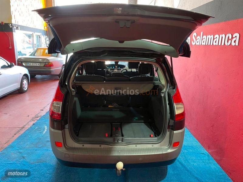 Renault Grand Scenic Dynamique 7 plazas 1.9dCi EU4 de 2007 con 199.000 Km por 3.899 EUR. en Salamanca