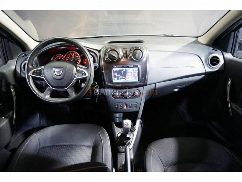 Dacia Sandero 1.0 TCE LAUREATE 90CV EASYR AUTOMATICO 
