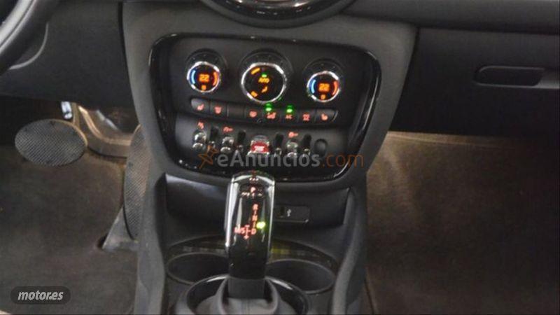 Mini Clubman COOPER de 2019 con 5.151 Km por 29.299 EUR. en Malaga