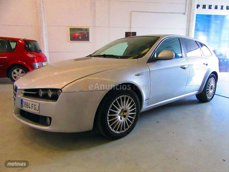 Alfa Romeo 159 2.4 JTD Distinctive Sportwagon de 2006 con 221.245 Km por 2.450 EUR. en Madrid