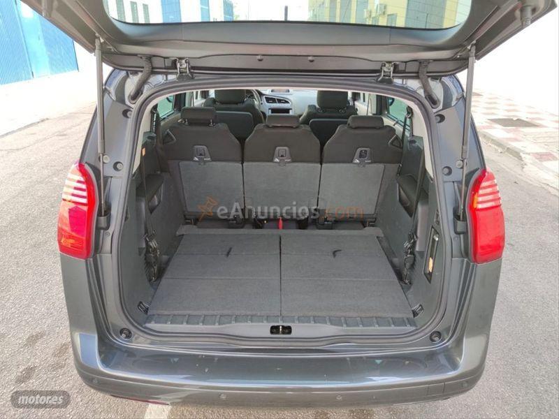 Peugeot 5008 Premium 1.6 HDI 112 FAP CMP de 2011 con 116.000 Km por 9.900 EUR. en Malaga