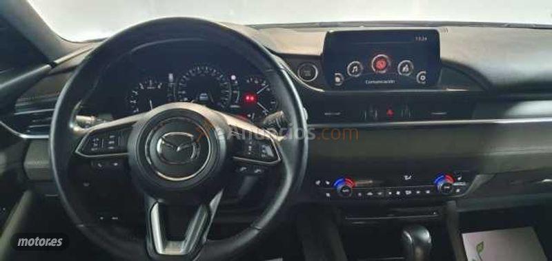 Mazda Mazda6 Mazda6 2.5 Skyactiv-G Signature Sky Aut. de 2018 con 43.500 Km por 24.900 EUR. en Madrid