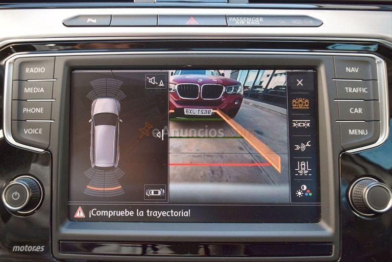 Volkswagen Passat Variant Sport 2.0 TDI 150CV BMT de 2015 con 157.800 Km por 18.900 EUR. en Madrid