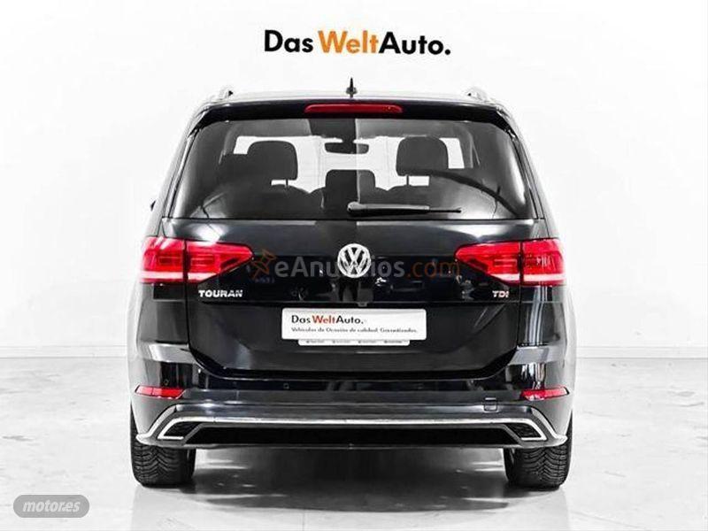 Volkswagen Touran Sport 1.6 TDI SCR 115CV BMT DSG de 2016 con 102.000 Km por 23.980 EUR. en Lleida
