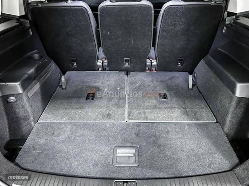 Volkswagen Touran Sport 1.6 TDI SCR 115CV BMT DSG de 2016 con 102.000 Km por 23.980 EUR. en Lleida