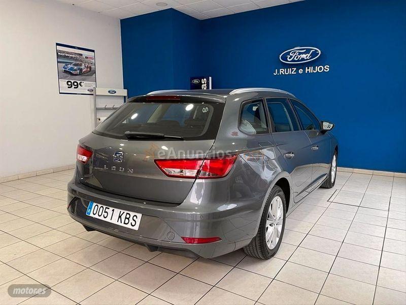 Seat Leon ST 1.6 TDI 85kW 115CV StSp Style de 2017 con 108.739 Km por 13.500 EUR. en Sevilla
