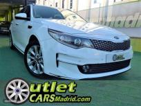 Kia Optima 1.7 CRDi VGT Drive EcoDynamics de 2017 con 129.000 Km por 14.990 EUR. en Madrid