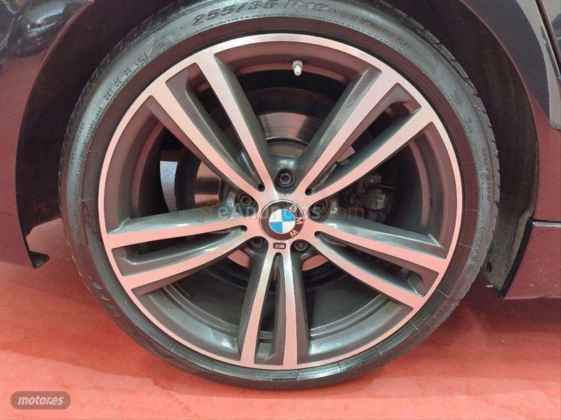 BMW Serie 3 318d Touring de 2018 con 92.000 Km por 25.290 EUR. en Madrid