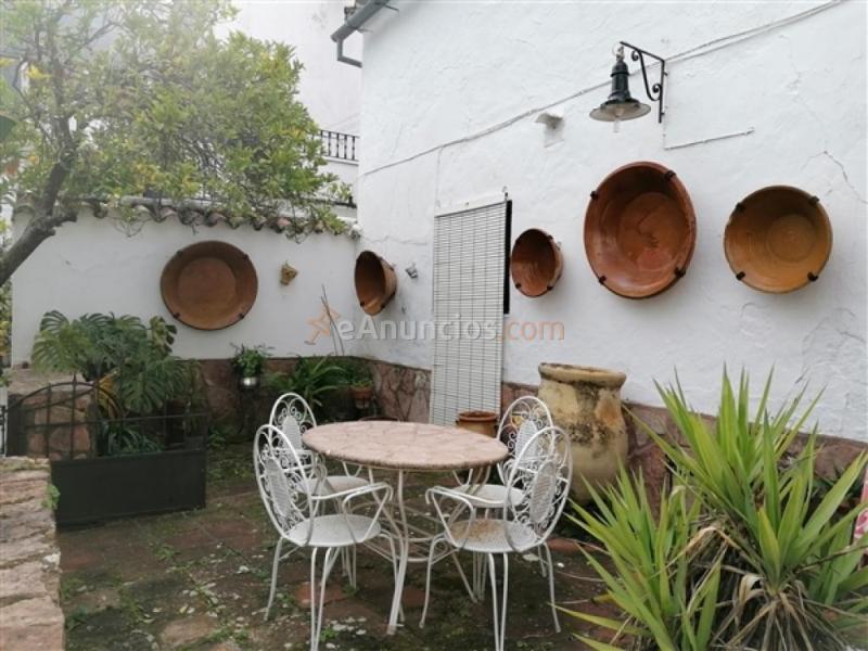 Casa de pueblo en Venta en Benadalid Málaga