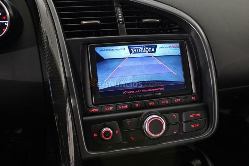 Audi R8 5.2 FSI V10 Quattro 525cv Nacional 