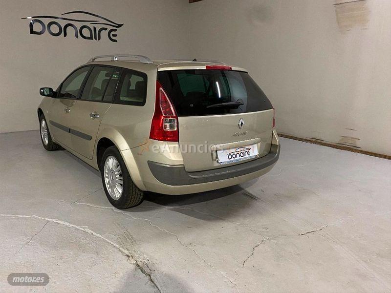 Renault Megane Grand Tour Privilege 1.9dCi de 2008 con 200.000 Km por 4.800 EUR. en La Coruna
