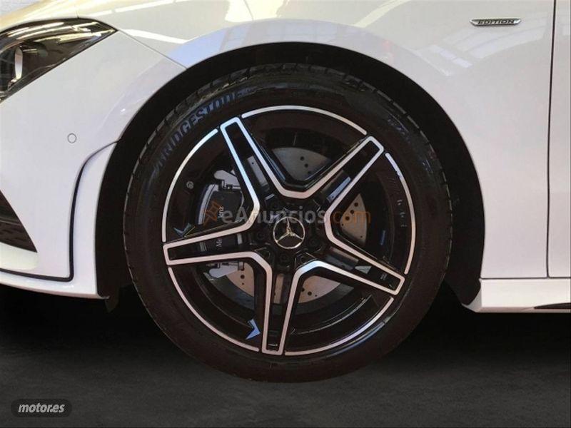 Mercedes Clase CLA CLA 200 D DCT Shooting Brake de 2021 con 9.990 Km por 41.990 EUR. en Madrid