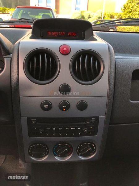 Peugeot Partner Origin Combi 1.6 HDi 75cv de 2011 con 122.410 Km por 6.990 EUR. en Madrid