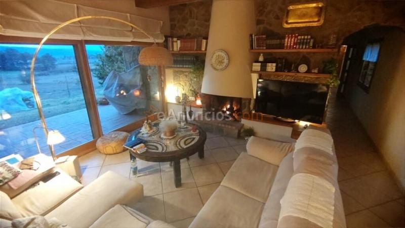 CASA EN PRECIOSA FINCA RUSTICA CON AMPLIO TERRENOS PARA CULTIVAR EN CALDERS.