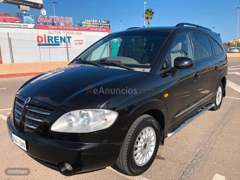 Ssangyong Rodius 270Xdi Limited Auto de 2006 con 148.000 Km por 7.750 EUR. en Alicante