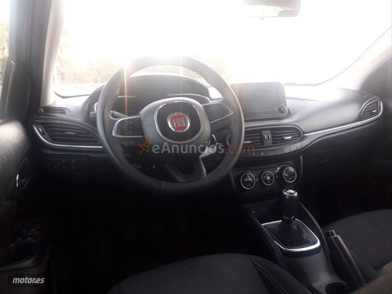 Fiat Tipo SW 1.3 Multijet 70kW 95CV Mirror de 2020 con 34.540 Km por 12.900 EUR. en Malaga