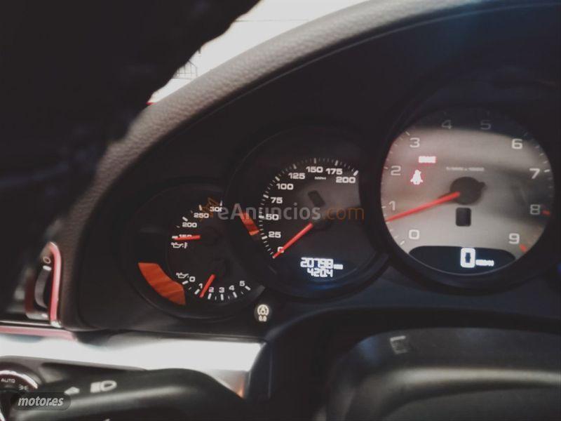 Porsche 911  de 2015 con 20.789 Km por 98.900 EUR. en Jaen