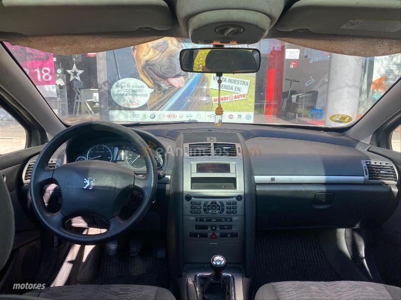 Peugeot 407 SW SR Confort 2.0 de 2005 con 218.000 Km por 4.990 EUR. en Barcelona