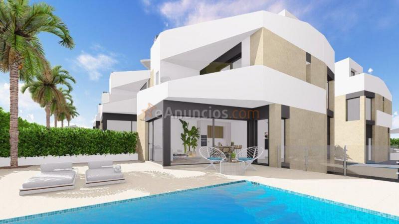 Casa-Chalet en Venta en Torrevieja Alicante