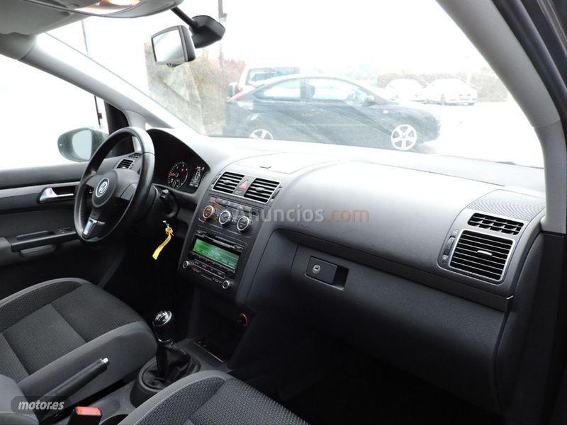 Volkswagen Touran 1.6 TDI 105cv Advance Bluemotion Tech de 2013 con 99.542 Km por 14.800 EUR. en La Rioja