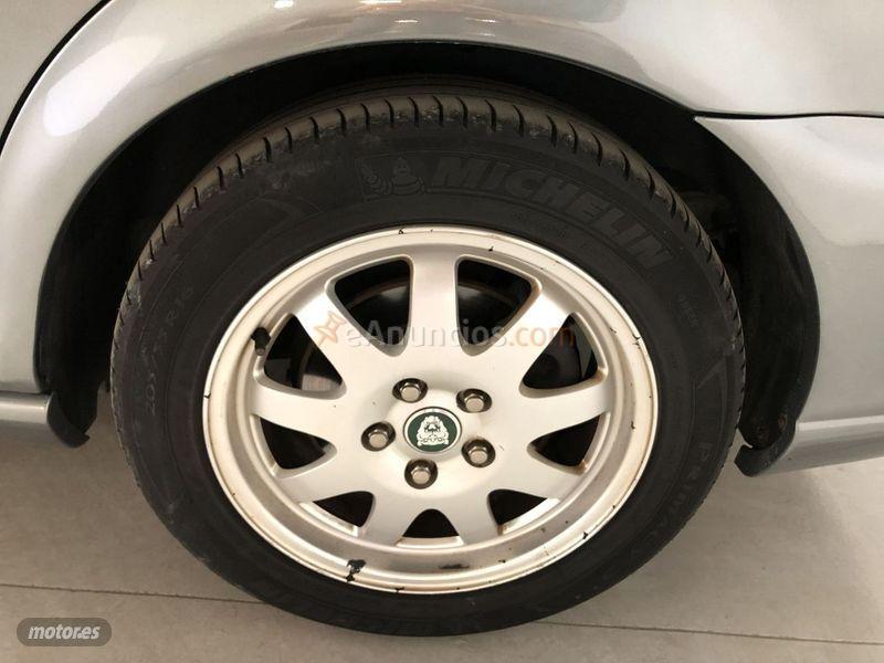 Jaguar X-Type 2.0D Classic Wagon de 2007 con 292.264 Km por 4.699 EUR. en Badajoz