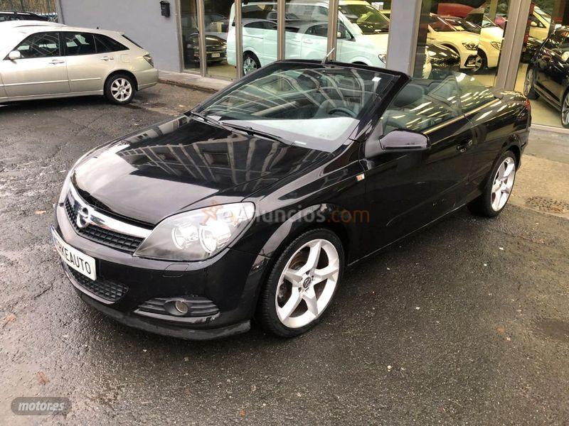 Opel Astra Twin Top 1.9 CDTi Cosmo de 2007 con 175.000 Km por 5.500 EUR. en Guipuzcoa