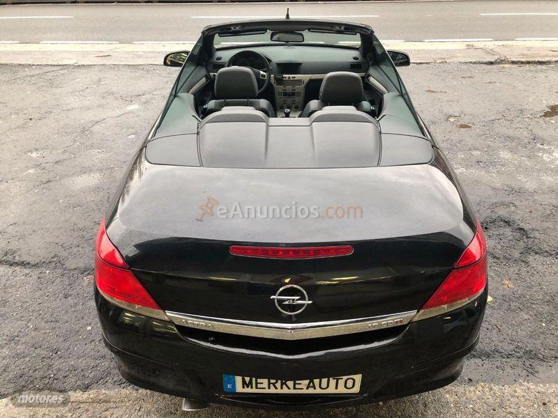 Opel Astra Twin Top 1.9 CDTi Cosmo de 2007 con 175.000 Km por 5.500 EUR. en Guipuzcoa