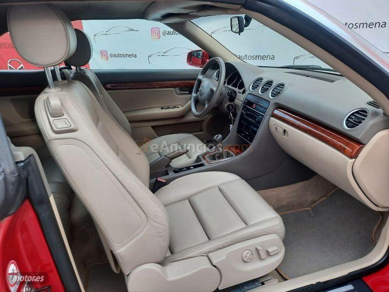 Audi A4 2.4 Cabrio de 2003 con 160.000 Km por 5.000 EUR. en Madrid