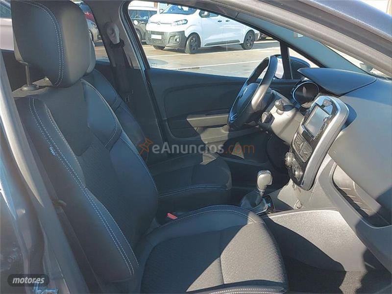 Renault Clio Sp. T. Zen TCe 66kW 90CV 18 de 2019 con 32.824 Km por 17.300 EUR. en Barcelona