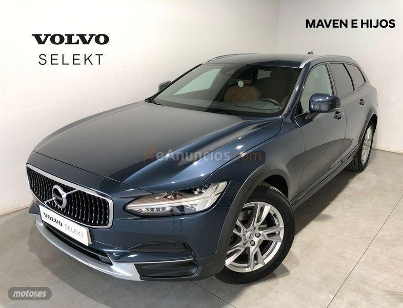 Volvo V 90 2.0 D4 AWD Auto de 2020 con 53.936 Km por 38.900 EUR. en Badajoz