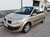 Renault Scenic Confort Expression 1.5dCi105 EU4 de 2006 con 208.000 Km por 1.990 EUR. en Caceres