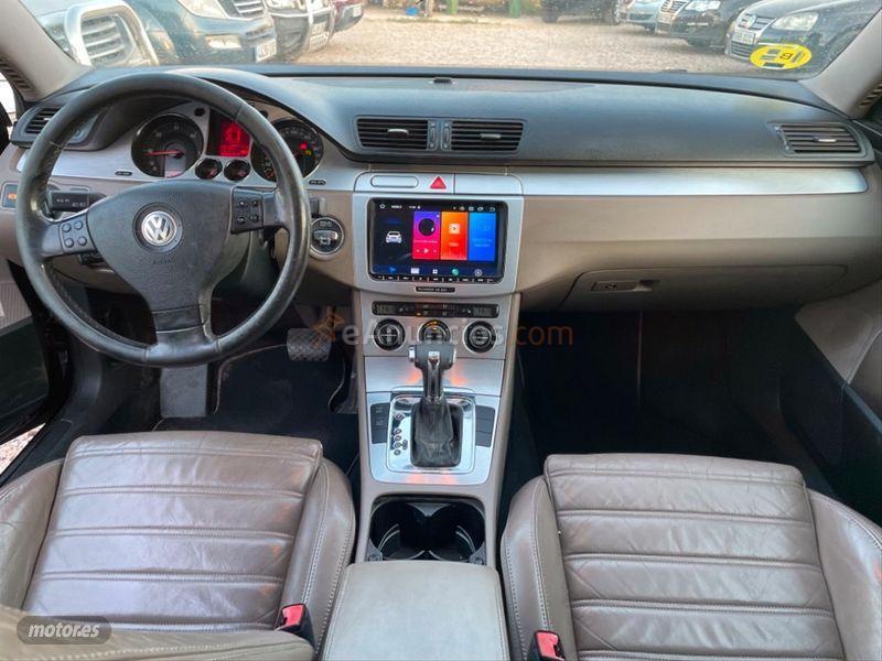 Volkswagen Passat Variant 2.0 TDI 140cv Highline de 2007 con 352.000 Km por 3.600 EUR. en Sevilla