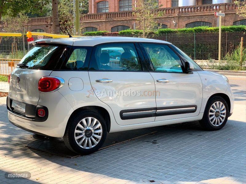Fiat 500L 1.4 16v 95CV Lounge de 2013 con 88.000 Km por 8.900 EUR. en Barcelona