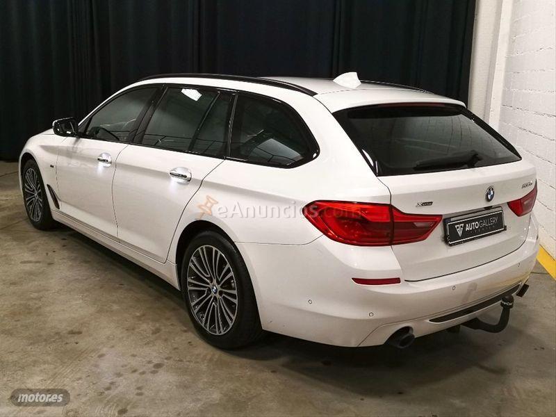 BMW Serie 5 530dA xDrive Touring de 2017 con 70.900 Km por 41.300 EUR. en Madrid