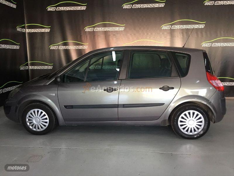Renault Scenic CONFORT AUTHENTIQUE 1.5DCI100 de 2004 con 170.000 Km por 3.900 EUR. en Valencia