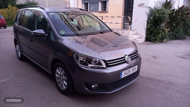 Volkswagen Touran 1.6 TDI 105cv DSG Advance de 2013 con 128.000 Km por 13.500 EUR. en Barcelona