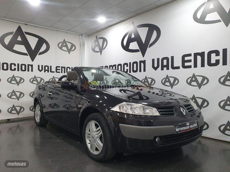 Renault Megane Coupecabr. Luxe Priv. 2.0T 16v 165CV de 2005 con 87.000 Km por 4.500 EUR. en Valencia