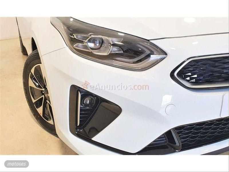 Kia Ceed SW Tourer 1.6 GDi PHEV 104kW 141CV eDrive de 2021 por 24.500 EUR. en Valladolid